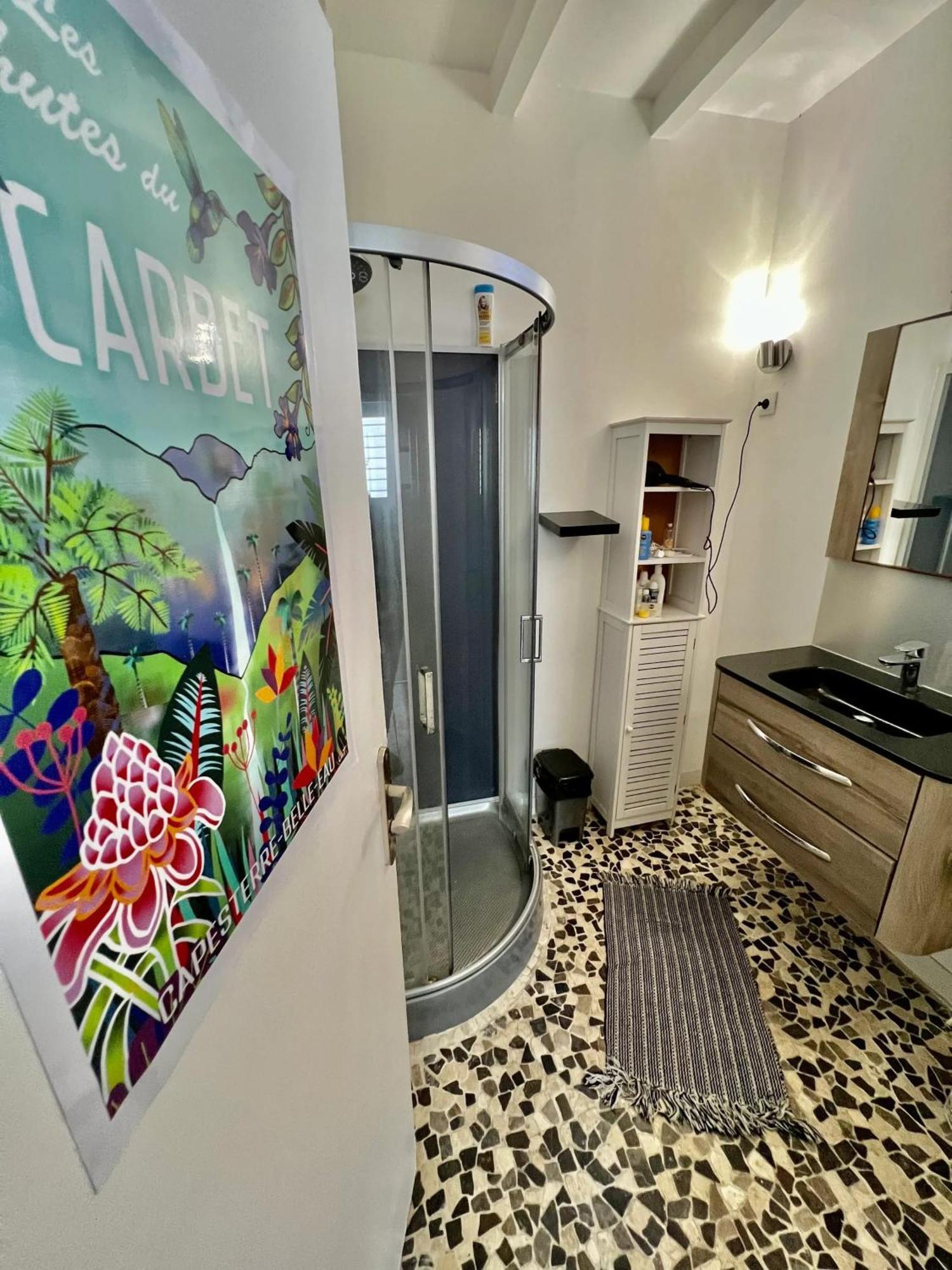 Appartement Spacieux A Sainte-Anne, Vue Sur La Mer Et Jacuzzi Eksteriør bilde